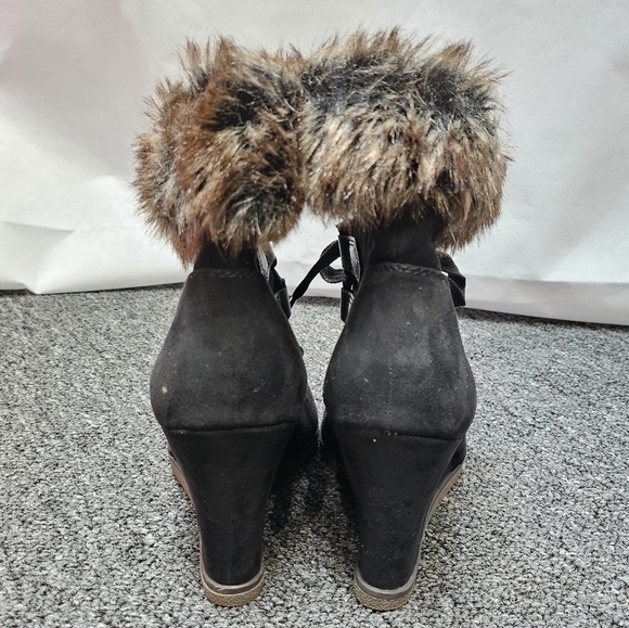 Merona Jaden Faux Suede Shearling Black Wedge Lace Up Boots Size 8 - Picture 5 of 9